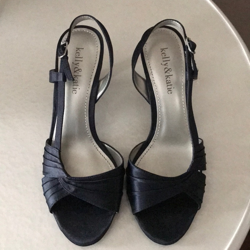 Women’s dress shoes